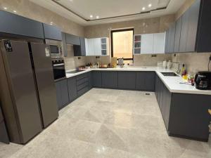 Aurion Executive Apartment - Next to Rashid Mall - Self Check-in - image 44