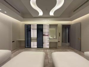 Aurion Executive Apartment - Next to Rashid Mall - Self Check-in - image 21