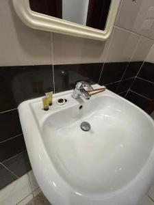 Al Madinah Furnished Suites Apartments - image 30