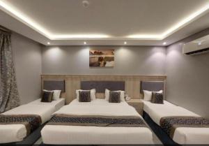 Azar Serviced Apartments - gambar 29