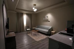 Residential Apartments in Al Arid 2 - imej 8