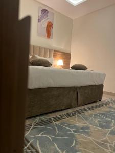 Royal Night Suites - image 5