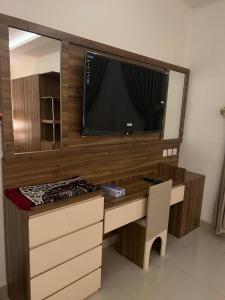 Royal Night Suites - image 8