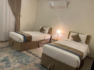 Royal Night Suites - image 7