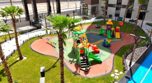 Hotel Villa with Three Bedrooms and Private Pool in Fully Equipped Compound - imej 35