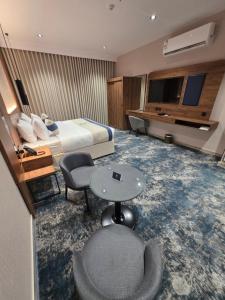 Aroma City Hotel - image 18
