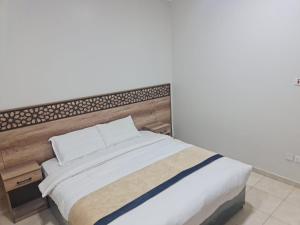 Makeen Furnished Apartments 1 - image 40