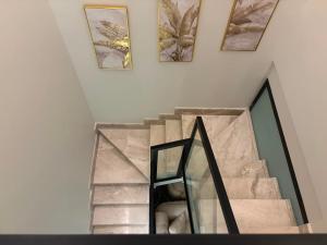 Hotel Villa with Three Bedrooms and Private Pool in Fully Equipped Compound - imej 48