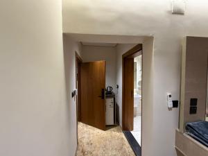 Nasmat Silver Hotel - image 2