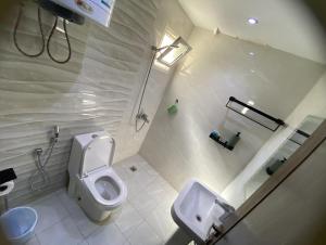 Distinctive Family Apartment with 3 Bedrooms, Lounge, Kitchen, and Two Bathrooms in Baqdo a2 - image 3