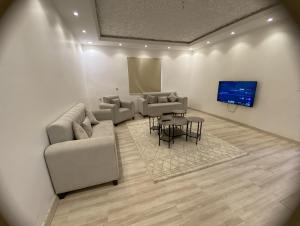 Elegant Apartment with Two Bedrooms, Kitchen, Living Room and Bathroom a5 Baqdo - afbeelding 7