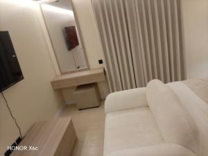 Al Taqwa Hotel Rooms - image 4