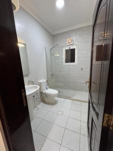 Al Mazen Apartments - image 13