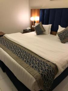 Azar Serviced Apartments - gambar 39