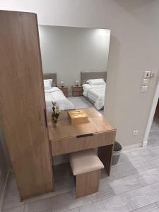 Two-Bedroom and Living Room Apartment with Self Entry - imagen 6