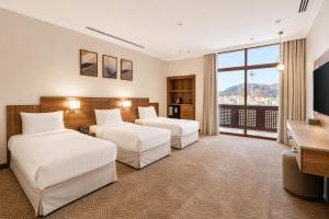TeeLA HoTeL - image 13