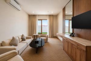 TeeLA HoTeL - image 27