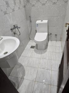 Al Imarah Rawdat Al Suqya - image 2