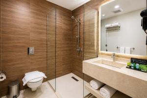 The Seasons Hotel - afbeelding 11