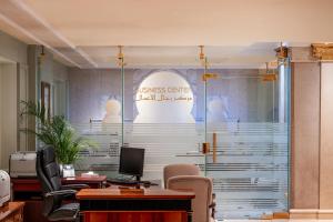 The Biltmore Al Madinah Hotel - imej 37