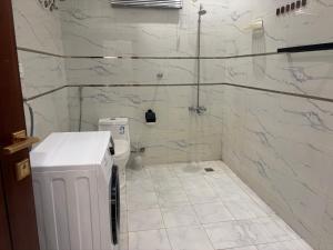 Luxurious Family Apartments 10Mins Drive to Al-Masjid Nabawi - gambar 4