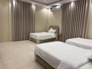 Luxurious Family Apartments 10Mins Drive to Al-Masjid Nabawi - gambar 2