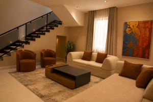Rouans - image 34