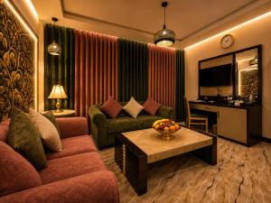 One Inn Hotel Fully Renovated - gambar 30