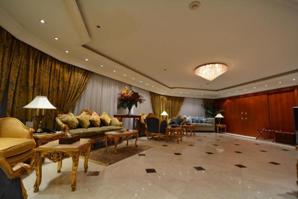 Hayah Grand Hotel - image 2