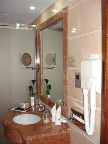 Emaar Royal Hotel - imagen 8