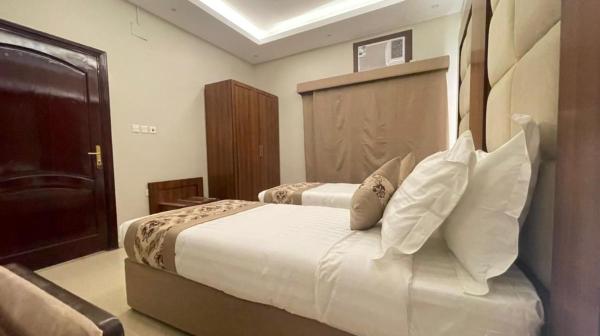 Rawaes Hotel - image 28