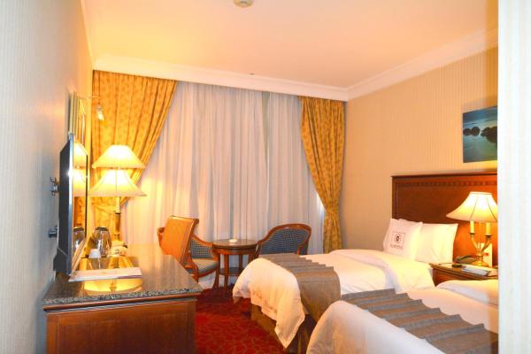 Hayah Grand Hotel - image 39