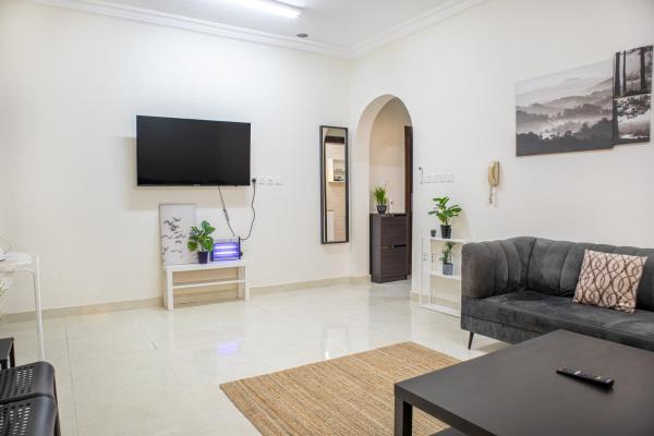 Luxurious Family 3 Bedroom Apartments-Nozol Noor 1 - imej 18