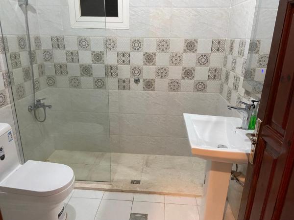 Apartment with 3 Bedrooms and a Living Room and Kitchen - Apartment 3 Bedroom - تصویر 19