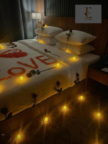 E Hotel - imej 27