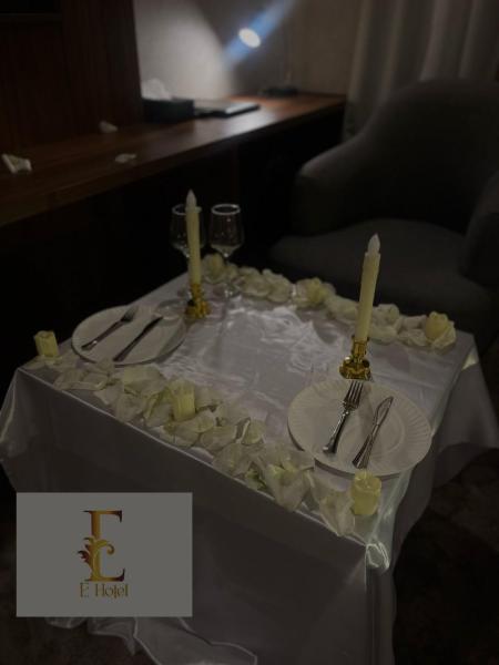E Hotel - imej 30