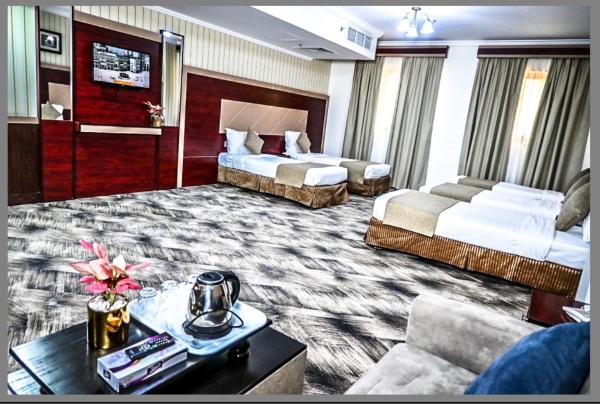 Diyar Al Huda Hotel - image 43