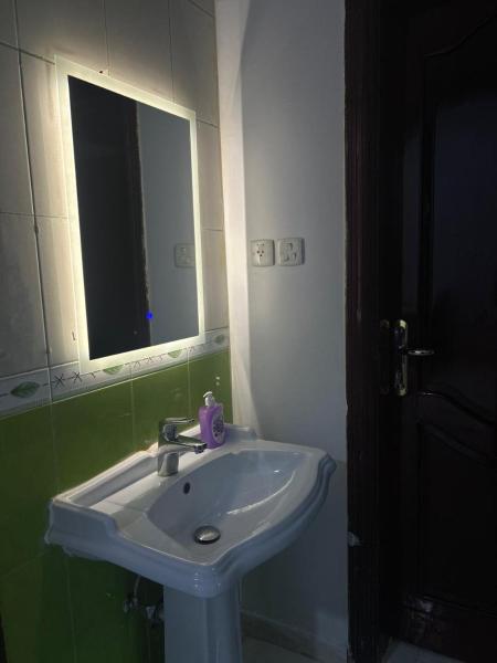 AlZahraa's Apartment - छवि 10