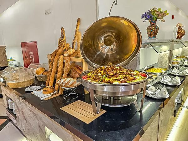 Mias Al Madina Hotel - imej 25