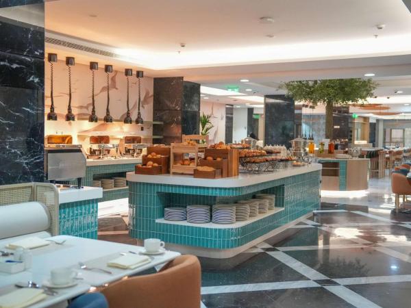 Al Manakha Rotana Madinah - görsel 12