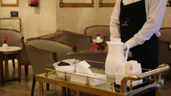 Nozol Royal Inn Hotel - imej 2