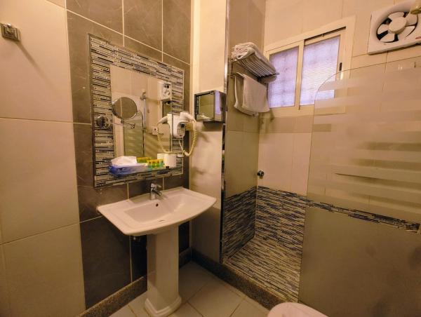 AL Mokhmalia Serviced Apartments - gambar 17