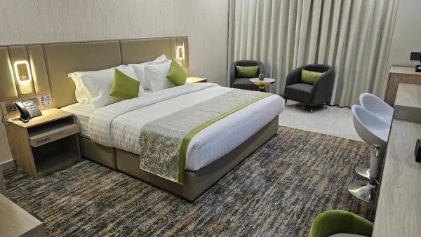 Al Nuqat Al Thamaniyah Hotel - image 10