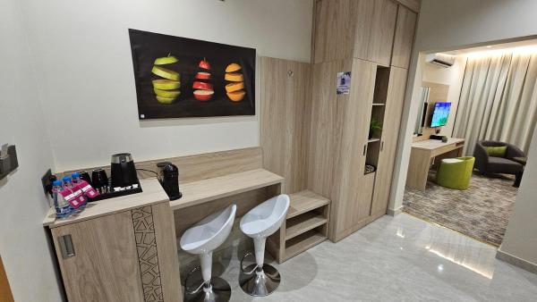 Al Nuqat Al Thamaniyah Hotel - image 27