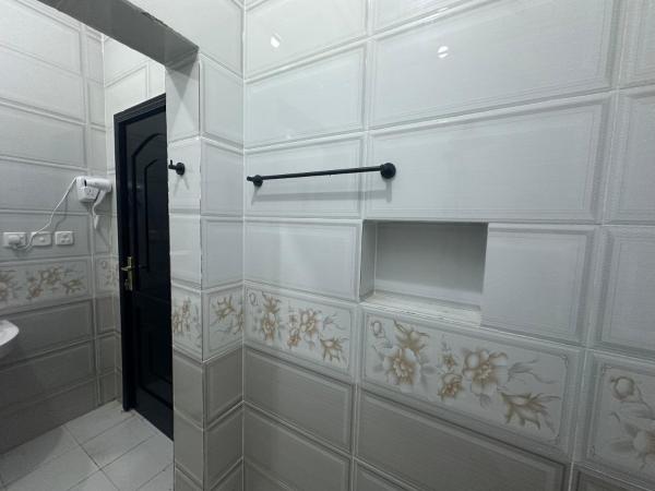 New Four-Bedroom Apartment Inside Al Haram Boundaries with Independent Entrance - afbeelding 15