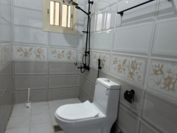 New Four-Bedroom Apartment Inside Al Haram Boundaries with Independent Entrance - afbeelding 5