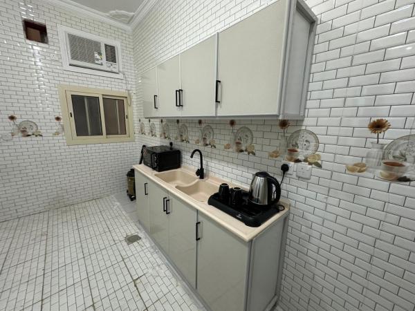New Four-Bedroom Apartment Inside Al Haram Boundaries with Independent Entrance - afbeelding 2