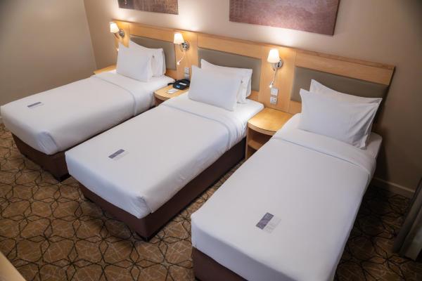 SAJA By Warwick Madinah Hotel - imej 10
