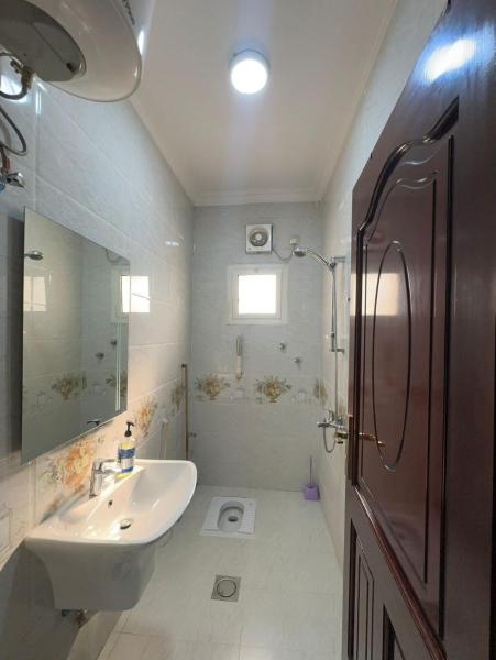 Al Omari Furnished Apartments - gambar 3
