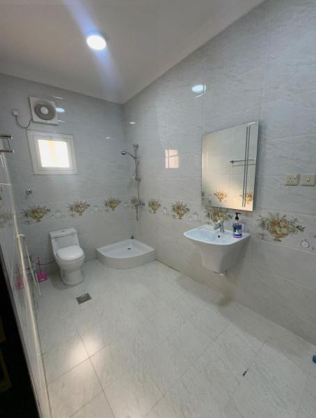 Al Omari Furnished Apartments - gambar 9